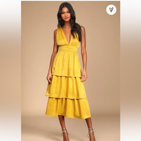 Yellow Ruffle, Deep-V Dress - Picture 2 of 4